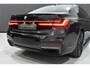 BMW 7-Serie 745Le High Exe M-Sport / Pano / 4WD Besturing / Softclose / 360 Camera
