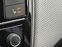 Volkswagen Up! 1.0 Active 5-deurs | Stoelverwarming | Lichtmetalen velgen | Extra getint glas | Bluetooth | Airco | Rijklaar incl. 1 jaar Bovag garantie