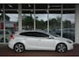 Volvo V40 2.0 D2 Summum Ocean race | Navigatie | Panoramadak | Camera | Clima | DAB+ |
