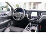 Volvo V60 2.0 B4 197pk AUT Essential Edition | Leder | Navigatie | Camera | PDC | Side Assist