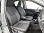 Toyota Yaris 1.5 Hybrid 115 Dynamic | Parkeersensoren V+A | Stuur-Stoelverwarming | Dode Hoek Detectie Onderweg-naar-dealer