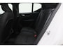 Volvo XC40 1.5 T2 Momentum Core Automaat Camera, Apple Carplay, Rijstrooksensor, LED, Climate, PDC