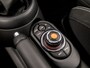 MINI Cooper Mini 1.5 Sport Automaat (PANORAMADAK, JCW PACK, NAVIGATIE, CLIMATE, ZWART HEMEL, SPORTSTOELEN, PARKEERSENSOREN, CRUISE, NIEUWE APK, NIEUWSTAAT)