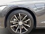 Volvo V60 2.0 T6 Plug-in hybrid AWD Plus Bright Trekhaak elektrisch wegklapbaar | All-Season banden | Apple Carplay/Android Auto|telefoonintegratie premium | Buitenspiegels elektrisch verstel- en verwarmbaar