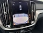 Volvo V60 2.0 T6 Plug-in hybrid AWD Plus Bright Trekhaak elektrisch wegklapbaar | All-Season banden | Apple Carplay/Android Auto|telefoonintegratie premium | Buitenspiegels elektrisch verstel- en verwarmbaar