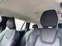 Volvo V60 2.0 T6 Plug-in hybrid AWD Plus Bright Trekhaak elektrisch wegklapbaar | All-Season banden | Apple Carplay/Android Auto|telefoonintegratie premium | Buitenspiegels elektrisch verstel- en verwarmbaar