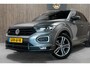 Volkswagen T-Roc 2.0 TSI 4Motion DSG R-Line Pano Navi Camera