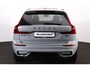 Volvo XC60 T6 Recharge AWD Plus Black Edition - Panorama/schuifdak - IntelliSafe Assist & Surround - 360º Camera - Harman/Kardon audio - Verwarmde voorstoelen, stuur & achterbank - Parkeersensoren voor & achter - Elektr. bedienb. voorstoelen met geheugen - Head up display - Draadloze tel. lader - Extra getint glas - 21' LMV