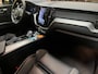 Volvo XC60 2.0 T8 AWD R-DESIGN BLACK-LINE BJ2023 455PK SOH 98,54% LUCHTVERING/ PANO/LEDER/H&K/H-UP/360CAM