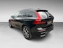 Volvo XC60 2.0 T8 AWD R-DESIGN BLACK-LINE BJ2023 455PK SOH-TEST LUCHTVERING/ PANO/LEDER/H&K/H-UP/360CAM