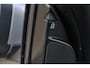 Volvo XC60 T5 R-Design - Panoramisch schuif-/kanteldak - Xenon-koplampen - Adaptive Cruise Control - Parkeerverwarming - Lederen bekleding - Verwarmbare voorstoelen - Elek. bedienbare voorstoelen - Keyless - Parkeersensoren - Parkeercamera - Gelaagde zijruiten - 20' LMV - trekhaak