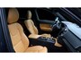 Volvo XC90 2.0 T8 Recharge AWD Ultimate Dark Trekhaak - Panoramadak - Luchtvering - B&W - Head up - Stoelverwarming voor/achter - Stoelmassage - Gelamineerde zijruiten en achterruit - Visual Park Assist -