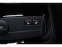 Volvo V60 T6 Recharge AWD Plus Dark - Panorama/schuifdak - IntelliSafe Assist & Surround - 360º Camera - Harman/Kardon audio - Verwarmde voorstoelen, stuur & achterbank - Parkeersensoren voor & achter - Elektr. bedienb. voorstoelen met geheugen - Head up display - Extra getint glas - 19' LMV