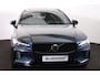 Volvo V60 T6 Recharge AWD Plus Dark - Panorama/schuifdak - IntelliSafe Assist & Surround - 360º Camera - Harman/Kardon audio - Verwarmde voorstoelen, stuur & achterbank - Parkeersensoren voor & achter - Elektr. bedienb. voorstoelen met geheugen - Head up display - Extra getint glas - 19' LMV