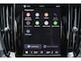 Volvo V60 T6 Recharge AWD Plus Dark - Panorama/schuifdak - IntelliSafe Assist & Surround - 360º Camera - Harman/Kardon audio - Verwarmde voorstoelen, stuur & achterbank - Parkeersensoren voor & achter - Elektr. bedienb. voorstoelen met geheugen - Head up display - Extra getint glas - 19' LMV