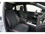 Mercedes-Benz B-klasse B 250 e Business Solution AMG | Distronic | Achteruitrijcamera | Panoramadak | Stoelverwarming voor | Spiegelpakket | Nightpakket