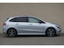 Mercedes-Benz B-klasse B 250 e Business Solution AMG | Distronic | Achteruitrijcamera | Panoramadak | Stoelverwarming voor | Spiegelpakket | Nightpakket
