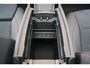Mercedes-Benz B-klasse B 250 e Business Solution AMG | Distronic | Achteruitrijcamera | Panoramadak | Stoelverwarming voor | Spiegelpakket | Nightpakket