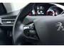 Peugeot 308 1.2 PureTech Active | Leren stuur | Cruise control | Climate control | Lichtmetalen velgen 16" | Regensensor | Climate control | Parkeersensoren | Trekhaak | Navigatie | Stuurbediening | Audio instalatiesysteem