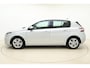 Peugeot 308 1.2 PureTech Active | Leren stuur | Cruise control | Climate control | Lichtmetalen velgen 16" | Regensensor | Climate control | Parkeersensoren | Trekhaak | Navigatie | Stuurbediening | Audio instalatiesysteem