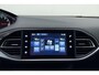 Peugeot 308 1.2 PureTech Active | Leren stuur | Cruise control | Climate control | Lichtmetalen velgen 16" | Regensensor | Climate control | Parkeersensoren | Trekhaak | Navigatie | Stuurbediening | Audio instalatiesysteem