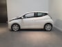 Toyota Aygo 1.0 VVT-i x-wave Cabrio schuifdak - Halfleder- Achteruitrijcamera - Cruise - Airco