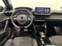 Peugeot 208 1.2 Hybrid 110 e-DCS6 GT | Panoramadak | Leder/Alcantara | Stoelverwarming | 360° camera | Dodehoek Detectie | Apple Carplay/Android Auto