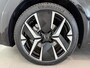 Peugeot 208 1.2 Hybrid 110 e-DCS6 GT | Panoramadak | Leder/Alcantara | Stoelverwarming | 360° camera | Dodehoek Detectie | Apple Carplay/Android Auto