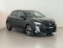 Peugeot 208 1.2 Hybrid 110 e-DCS6 GT | Panoramadak | Leder/Alcantara | Stoelverwarming | 360° camera | Dodehoek Detectie | Apple Carplay/Android Auto
