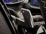 Peugeot 208 1.2 Hybrid 110 e-DCS6 GT | Panoramadak | Leder/Alcantara | Stoelverwarming | 360° camera | Dodehoek Detectie | Apple Carplay/Android Auto