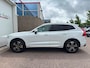 Volvo XC60 2.0 D4 AWD 190PK|Pano|Trekhaak|PDC|LED