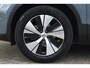 Volvo XC40 T2 Core | Automaat | Parkeer Camera | Navigatie Systeem | Parkeer Assist Front + Rear | All Season banden | Apple Carplay/Android Auto | Climate Control | Cruise Control |