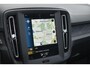 Volvo XC40 T2 Core | Automaat | Parkeer Camera | Navigatie Systeem | Parkeer Assist Front + Rear | All Season banden | Apple Carplay/Android Auto | Climate Control | Cruise Control |