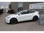 Tesla Model Y Long Range AWD 75 kWh Enhanced Autopilot/Nederlandse auto/Afneembare trekhaak/Stoelverwarming/Stuurverwarming/Achteruitrijcamera/Parkeersensoren rondom/Lederen bekleding