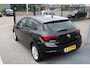 Opel Astra 1.0 Innovation Parkeersensoren rondom/Cruise control/Climate control/Navigatie/Bluetooth/Licht metalen velgen