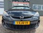 Opel Astra GTC 1.6 Turbo Sport met leer en parkeersensoren en navigatie en bluetooth en cruise controle en airco