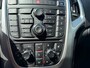 Opel Astra GTC 1.6 Turbo Sport met leer en parkeersensoren en navigatie en bluetooth en cruise controle en airco