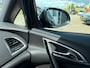 Opel Astra GTC 1.6 Turbo Sport met leer en parkeersensoren en navigatie en bluetooth en cruise controle en airco