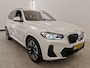 BMW iX3 80 kWh 286pk Executive | SOH 99%| Panoramadak | Parking Pack | Facelift | Sensatec Zwart | M Sport | Camera | CarPlay