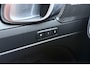 Volvo XC40 2.0 B3 Plus Dark | ACC | 360° Camera | Harman/Kardon | Memory | Stoel+Stuurverwarming | 19 Inch