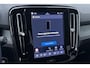 Volvo XC40 2.0 B3 Plus Dark | ACC | 360° Camera | Harman/Kardon | Memory | Stoel+Stuurverwarming | 19 Inch