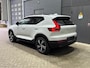 Volvo XC40 2.0 B3 Plus Dark | ACC | 360° Camera | Harman/Kardon | Memory | Stoel+Stuurverwarming | 19 Inch