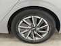 Hyundai Ioniq EV 38 kWh 136pk Premium Sky | SOH 100% | Schuifdak | Leder | Stuur- en Stoelverwarming | CarPlay | Camera | Navi |16
