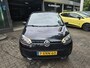 Volkswagen Up! 1.0 high up! | 12MND GARANTIE | NAVI | AIRCO | NIEUWE APK | ELEC RAMEN |