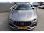 Maserati Levante 3.0 V6 S AWD Panoramadak! Nederlandse auto/Achteruitrijcamera/Harman kardon/Elektrisch verstelbare stoelen/Stoelverwarming/Stuurverwarming/Luchtvering met actieve hoogteregeling/DAB/Navigatie/Dodehoeksdetectie