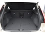 Volvo XC40 211PK Automaat B4 Plus Dark / Trekhaak / Navigatie / Adaptive Cruise / Harman Kardon / Stuur- & Stoelverwarming / Elektrische achterklep / Achteruitrijcamera / Elektrische stoelverst. met geheugen