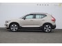 Volvo XC40 211PK Automaat B4 Plus Dark / Trekhaak / Navigatie / Adaptive Cruise / Harman Kardon / Stuur- & Stoelverwarming / Elektrische achterklep / Achteruitrijcamera / Elektrische stoelverst. met geheugen