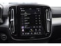 Volvo XC40 211PK Automaat B4 Plus Dark / Trekhaak / Navigatie / Adaptive Cruise / Harman Kardon / Stuur- & Stoelverwarming / Elektrische achterklep / Achteruitrijcamera / Elektrische stoelverst. met geheugen