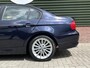 BMW 3-Serie 320i Executive / 62DKM ! / LEDER / XENON