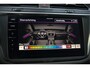 Volkswagen Tiguan 1.4 TSI eHybrid Elegance Business | Stoelverwarming | Stuurverwarming | Massage | iQ Light | Trekhaak | Ambiance Verlichting | Adaptive Cruise Control | Keyless | Apple Carplay | Navigatie | SOH 85,33%